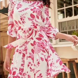 Sugarlips Pink and White Balloon Sleeve Dress